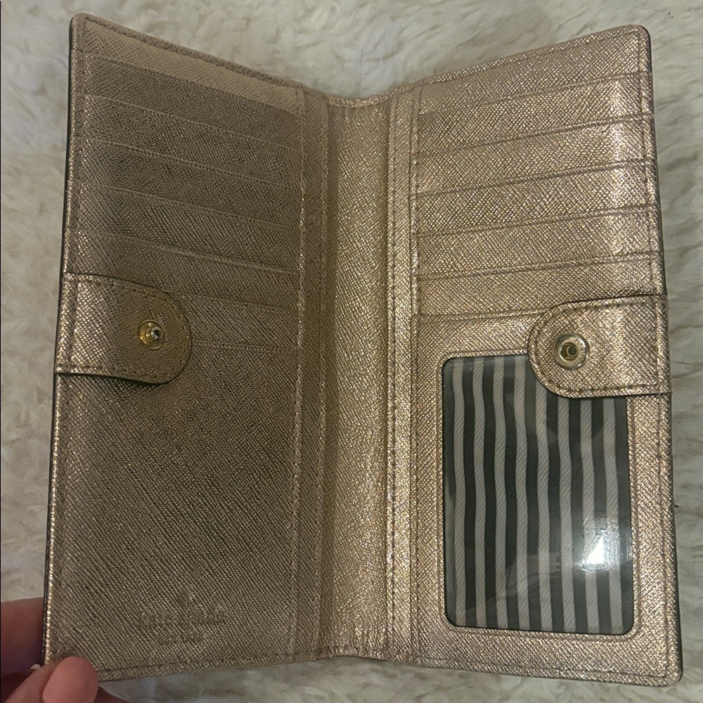 Metallic gold Kate Spade wallet - Picture 5 of 7